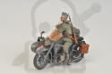 1:35 German motorcycle R-12 with sidecar and crew