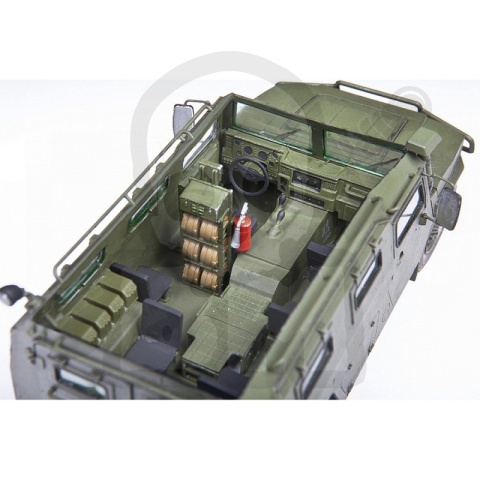 1:35 Russian armored vehicle GAZ Tiger