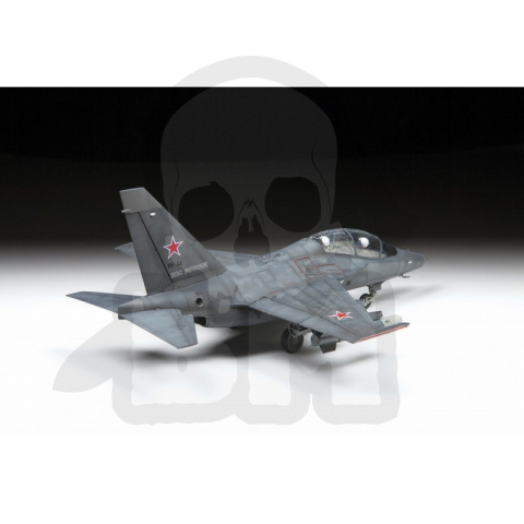 1:48 Russian Light Bomber YAK-130 "Mitten" 1:48 Russian Light Bomber YAK-130 "Mitten"