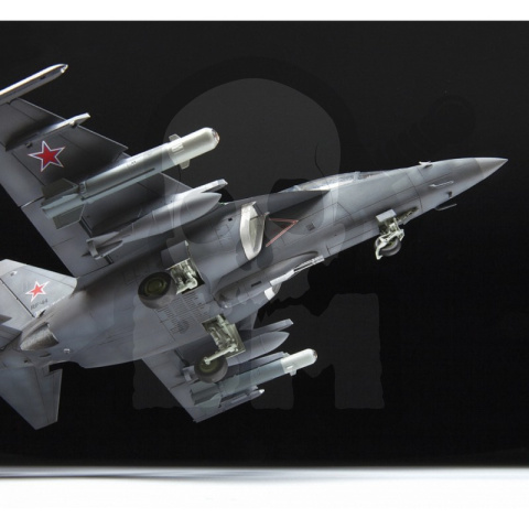 1:48 Russian Light Bomber YAK-130 "Mitten" 1:48 Russian Light Bomber YAK-130 "Mitten"