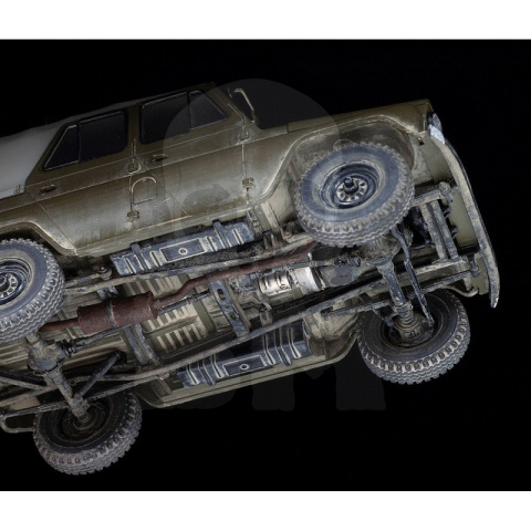 1:35 UAZ-469 Soviet 4WD Vehicle 1:35 UAZ-469 Soviet 4WD Vehicle