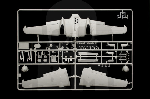 1:72 S.79 Sparviero Bomber version 1:72 S.79 Sparviero Bomber version