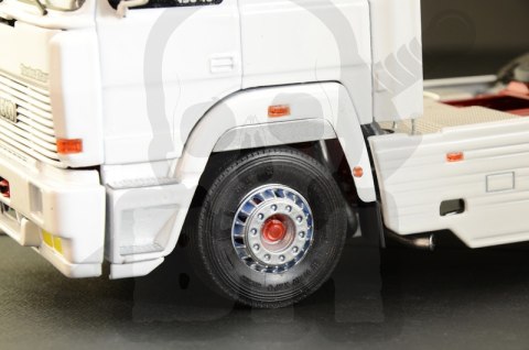 1:24 Iveco Turbostar 190.48 Special 1:24 Iveco Turbostar 190.48 Special