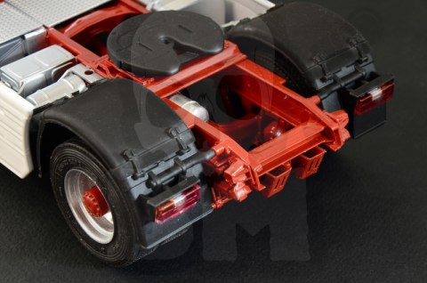 1:24 Iveco Turbostar 190.48 Special 1:24 Iveco Turbostar 190.48 Special