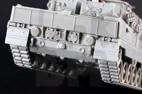 Trumpeter 07192 Leopard 2A6EX MBT 1:72