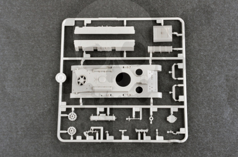 Trumpeter 07150 Soviet T-28 Medium Tank (Welded) 1:72