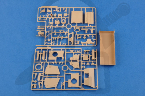Hobby Boss 80134 German Sturmpanzer IV early Sd.Kfz.166 Brummbär 1:35 Hobby Boss 80134 German Sturmpanzer IV early Sd.Kfz.166 Brummbär 1:35