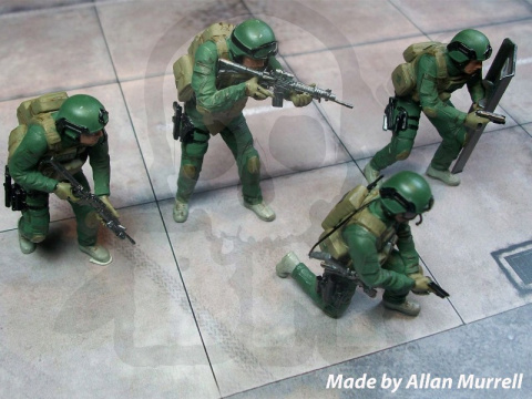 S.W.A.T. Team - 4 szt. 1:24 S.W.A.T. Team - 4 szt. 1:24