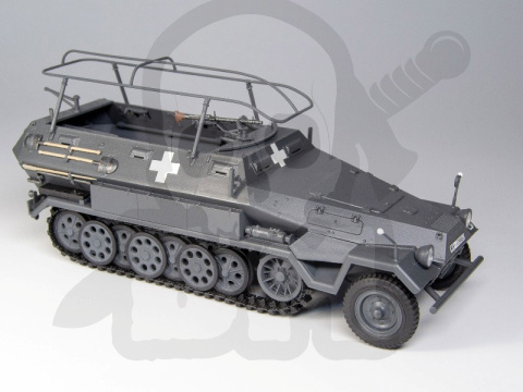Sd.Kfz.251/6 Ausf.A WWII German Armoured Command Vehicle 1:35 Sd.Kfz.251/6 Ausf.A WWII German Armoured Command Vehicle 1:35