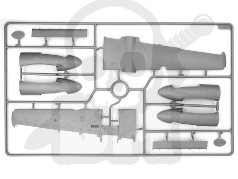 A-26C-15 Invader with pilots and ground personnel 1:48 A-26C-15 Invader with pilots and ground personnel 1:48