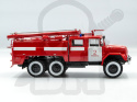 Chernobyl#2 Fire Fighters AC-40-137A firetruck & 4 figures & diorama base with background 1:35