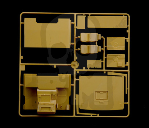 1:24 Volvo F12 Intercooler Low Roof with accessories 1:24 Volvo F12 Intercooler Low Roof with accessories