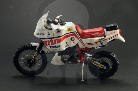 1:9 Yamaha Tenere' 660cc Paris Dakar 1986 1:9 Yamaha Tenere' 660cc Paris Dakar 1986