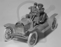 American Sport Car Drivers (1910s) 1 male, 1 female figures 1:24