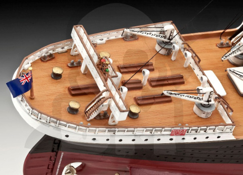Revell 05715 R.M.S. Titanic - 100th anniversary edition Revell 05715 R.M.S. Titanic - 100th anniversary edition