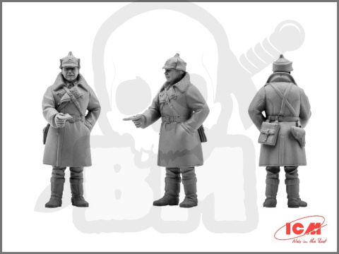 Red Army Infantry (1939-1942) 3 figures – officer, 2 soldiers 1:35