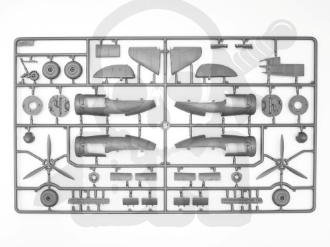 Ju 88A-4 with German Ground Personnel and Torpedo Trailers 1:48 Ju 88A-4 with German Ground Personnel and Torpedo Trailers 1:48