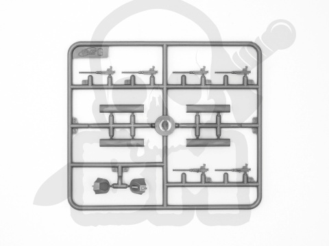 Ju 88A-4 with German Ground Personnel and Torpedo Trailers 1:48 Ju 88A-4 with German Ground Personnel and Torpedo Trailers 1:48
