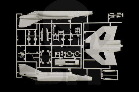 1:72 F-4 E/F Phantom 1:72 F-4 E/F Phantom