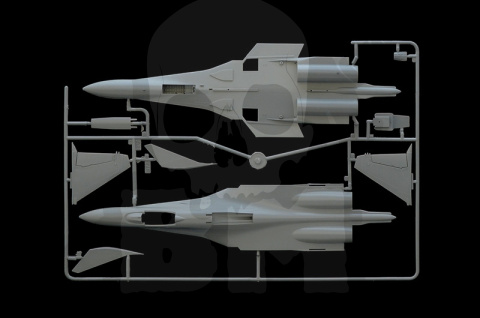 1:72 Su-33 Flanker-D