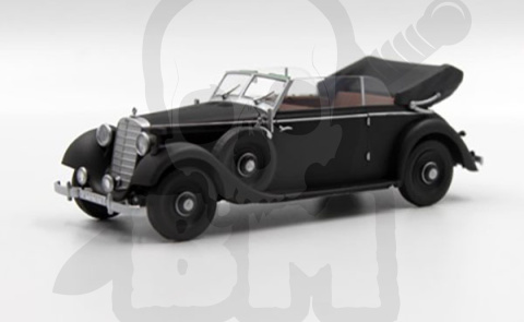 Revell 03354 Typ 320 (W142) Cabriolet 1:35 Revell 03354 Typ 320 (W142) Cabriolet 1:35