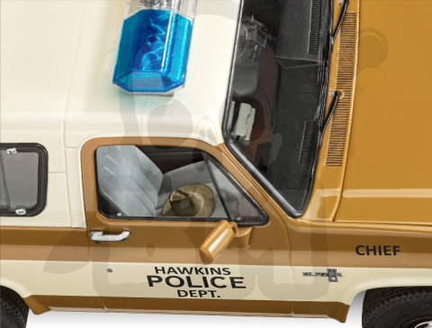 Revell 07724 Chevrolet K5 Blazer (1985) - Stranger Things 1:25 Revell 07724 Chevrolet K5 Blazer (1985) - Stranger Things 1:25