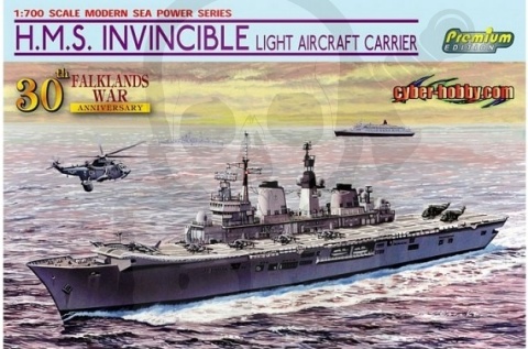 1:700 Lotniskowiec H.M.S. Invincible Light Aircraft Carrier Falklands War