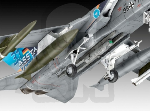 Revell 03842 Model samolotu Panavia Tornado ASSTA 3.1 1:72