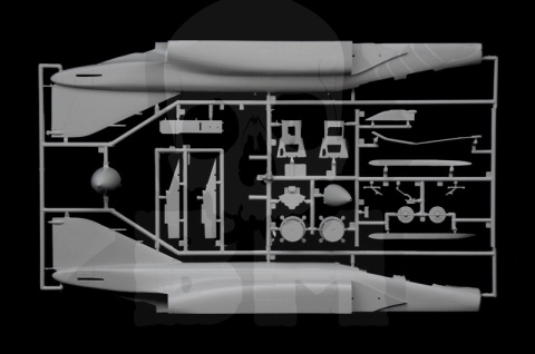 1:48 Model samolotu F-4J Phantom II