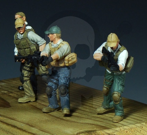 Trumpeter 00420 PMC in Iraq 2005 VIP Protection 1:35
