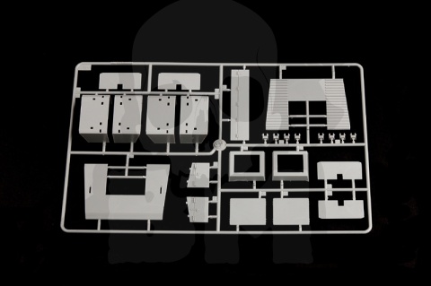 Trumpeter 01508 Panzertragerwagen z niemieckiego pociągu pancernego BP-42