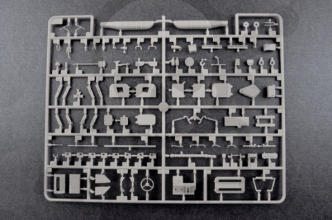 Trumpeter 01595 Transporter opancerzony BTR-80A APC 1:35