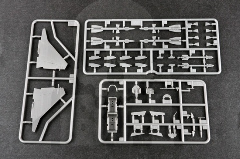 Trumpeter 01677 Mig-29UB Fulcrum (Izdeliye 9.51) polskie malowanie 1:72