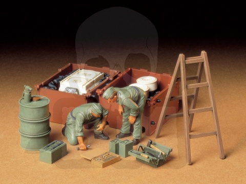 1:35 Tamiya 35180 German Tank Engine Maintenance Crew Set