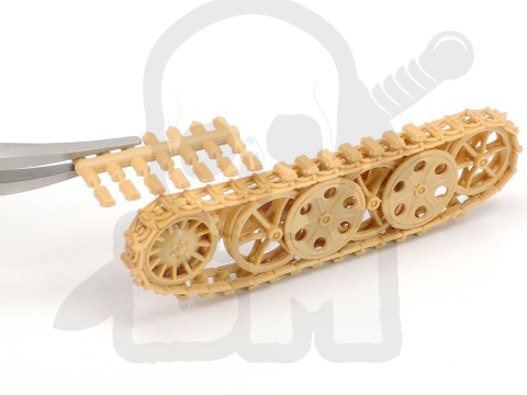 1:35 Tamiya 35377 German Sd.Kfz.2 Kettenkraftrad (Mid-Production)