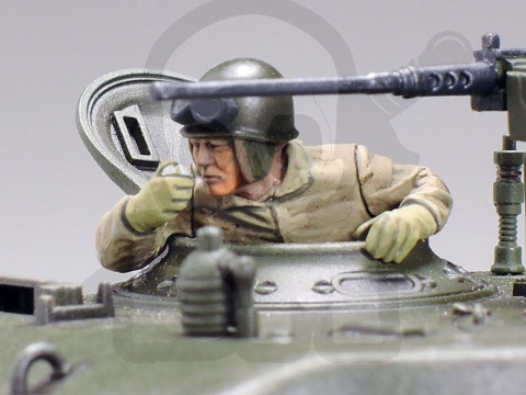 T32595 US Medium Tank M4A3E8 Sherman Easy Eigh 1:48