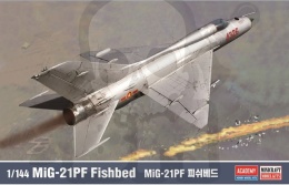 Academy 12664 Russian Air Force MiG-21PF Fishbed 1:144 model samolotu