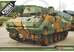 Academy 13292 K200A1 KIFV 1:35 model transportera opancerzonego