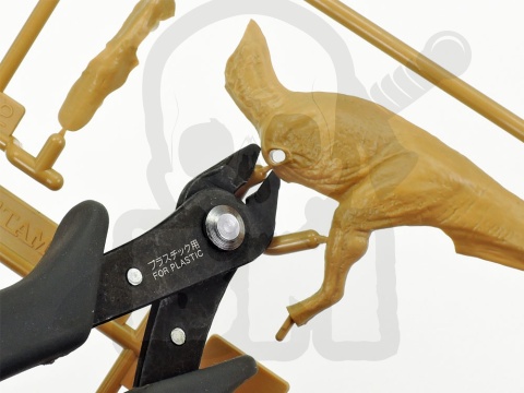 Tamiya 28501 Fukuiraptor 1:35 model dinozaura