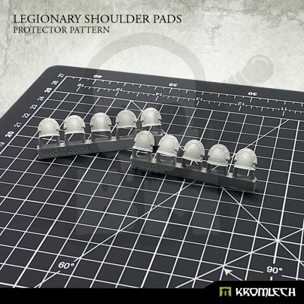 Legionary Shoulder Pads: Protector Pattern (10)