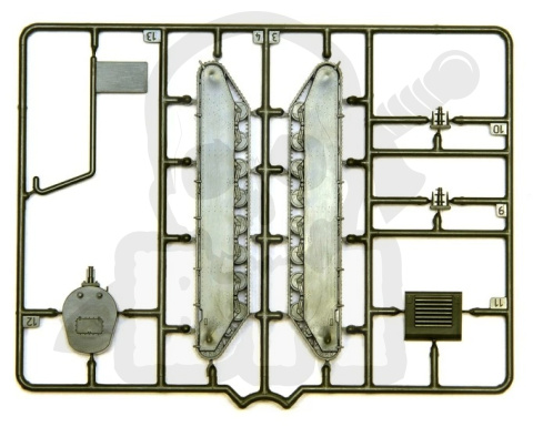 1:100 Soviet Heavy Tank T-35