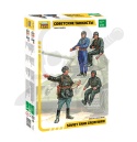 1:35 Soviet tank crew