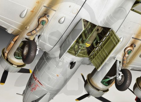Revell 04283 B-17G Flying Fortress 1:72 Revell 04283 B-17G Flying Fortress 1:72
