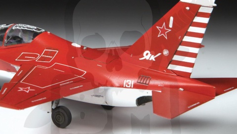 1:72 Russian Aerobatic Aircraft YAK-130
